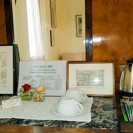 Villa Liberty B&B ファーノ エクステリア 写真