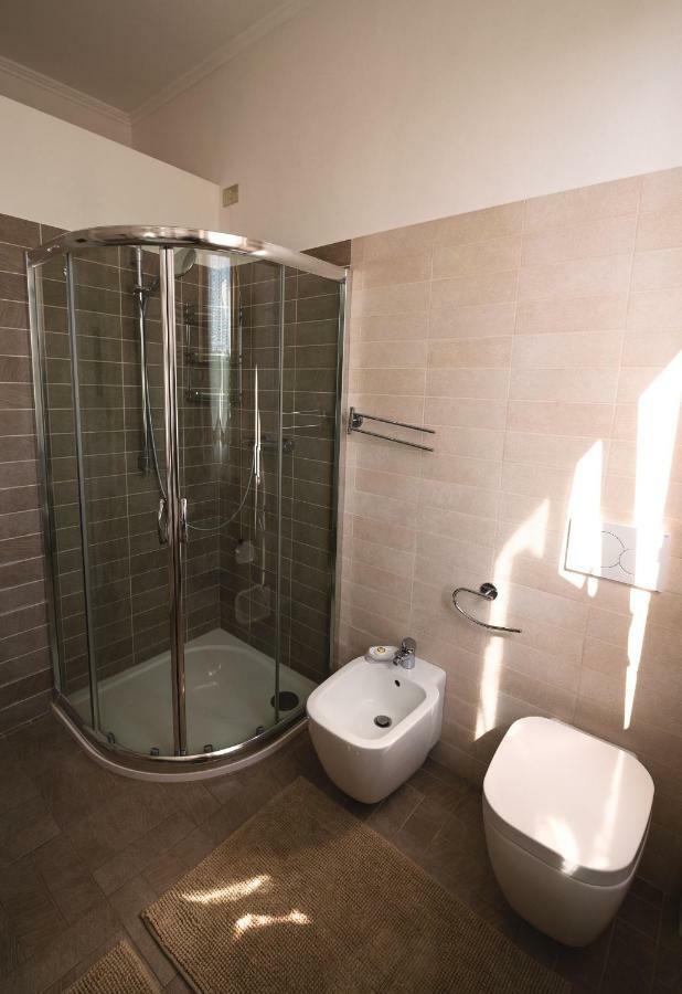 Villa Liberty B&B ファーノ エクステリア 写真
