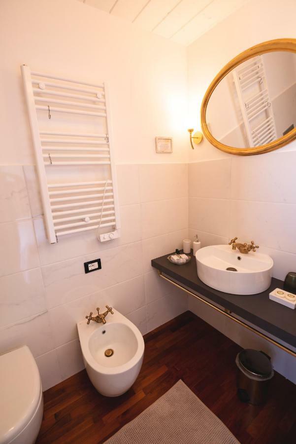 Villa Liberty B&B ファーノ エクステリア 写真